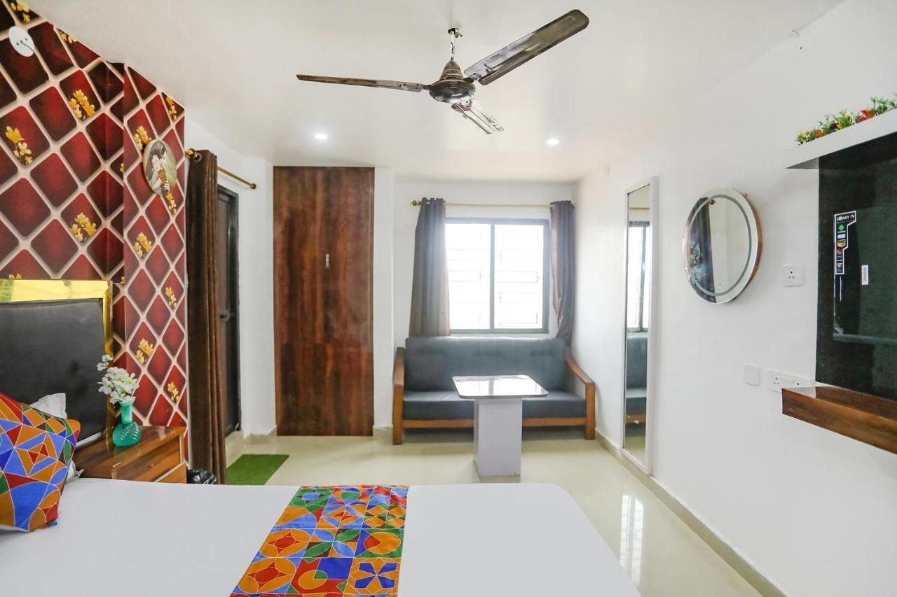 Fabexpress Umbrella Hotel Danapur Exterior photo